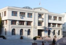 Angajații Primăriei Focșani au revenit în sediul din Piața Unirii / Serviciul Taxe și Impozite Locale a rămas pe strada Longinescu primaria focsani
