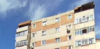 Incendiu în baia unui apartament din Focșani