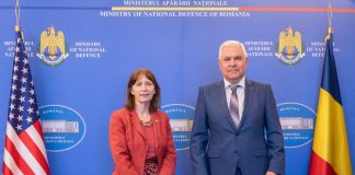 Ministrul apărării naționale, Angel Tîlvăr, s-a întâlnit cu ambasadorul SUA la București, Kathleen Kavalec