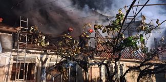 FOTO: Casă distrusă într-un incendiu provocat de un piroman