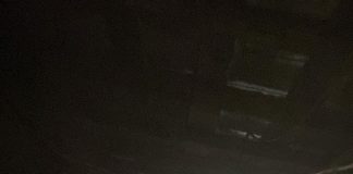 Șapte persoane evacuate în urma incendiului de pe strada Longinescu. Cinci din ele se aflau în apartamentul curpins de flăcări