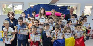 Premii pentru cei mai mici șahiști la o competiție dedicată Zilei Independenței României
