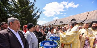 FOTO Sărbătoarea Izvorul Tămăduirii, prăznuită la Mănăstirea Trotușanu