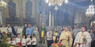 VIDEO-FOTO Înălțarea Domnului și Ziua Eroilor, sărbătorite de preșcolarii Grădiniței Nr. 1 Focșani la Parohia Vităneștii de sub Măgură