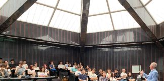 Elevi de la Colegiul Economic Focșani, în vizită de practică la Administrația Județeană a Finanțelor Publice Vrancea