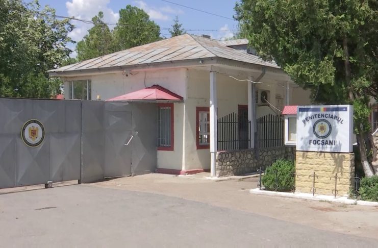 Mandat de executare a pedepsei cu închisoarea, pus în aplicare de polițiști
