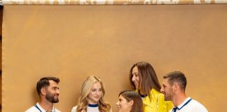 FOTO Uniformele oficiale de defilare ale sportivilor români la Jocurile Olimpice Paris 2024, realizate de compania focșăneană Pandora Prod