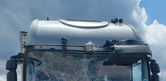 ULTIMA ORĂ Accident cu un autotren pe E85