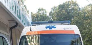 Minorul lovit ieri de o mașină, la Străoane, transferat la un spital din București