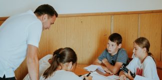 Primele de carieră didactică și cele de carieră profesională vor putea fi folosite până în luna octombrie 2024 inclusiv