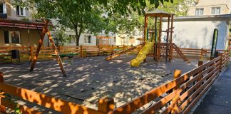FOTO Loc de joacă vandalizat în Cartierul Bahne