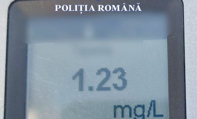 Șofer depistat beat la volan