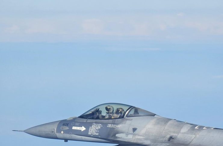 Dronă doborâtă de un avion F16 pe teritoriul județului Buzău