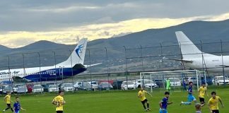 Fotbal: Adjudul a pierdut meciul cu liderul Aerostar Bacău
