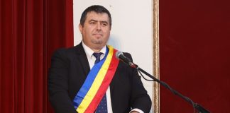 FOTO Noul primar al municipiului Adjud a fost învestit în funcție