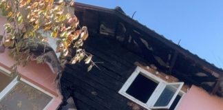 Incendiu la o casă din comuna Dumitrești