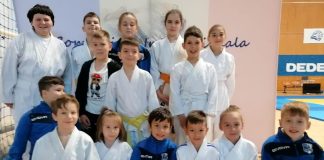 Judo: micii sportivi din Adjud, 15 medalii la un turneu internațional desfășurat la Bacău