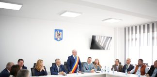 Primarii din Bârsești și Țifești au depus jurământul pentru un nou mandat