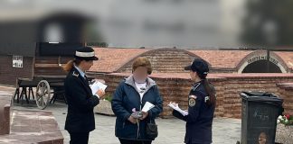 FOTO De Ziua Mondială a Animalelor, polițiștii au informat populația privind protejarea necuvântătoarelor