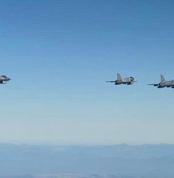 Noi atacuri aeriene rusești în Ucraina, lângă granița cu România / Patru avioane F-16 au survolat zona