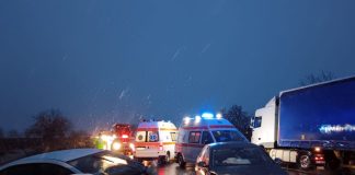Cinci răniți, printre care și un minor, în accidentul de pe E85