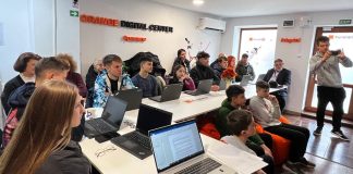 Adjud: Centru pentru sprijinirea femeilor în dezvoltarea competențelor digitale, antreprenoriale și de incluziune profesională în sectorul tehnologic