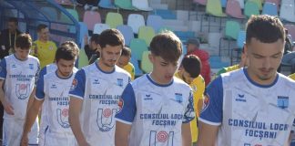 Fotbal: Focșaniul pierde un punct prețios la Hunedoara, în urma unei greșeli de portar