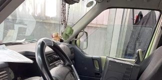 Registrul Auto Român, nemulțumit de șoferii care vin cu mașinile murdare la inspecția tehnică