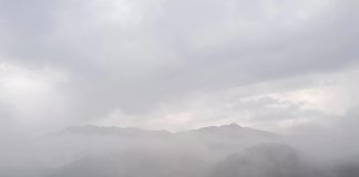 Cod galben de averse, vânt și grindină până diseară