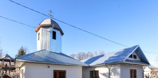 Capela mortuară și casa de prăznuire din Parohia Dumitrești, binecuvântate de Arhiepiscopul Ciprian