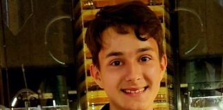 Mihai Bratosin, două premii I la un concurs internațional în Dubai / Unul din premii, obținut împreună cu mama sa