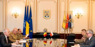 Întrevedere a ministrului apărării naționale, Angel Tîlvăr, cu Pawel Soloch, ambasadorul Poloniei la București
