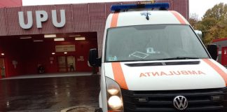 Femeie găsită în stop cardio-respirator / Resuscitată, ea a fost transportată la un spital din București