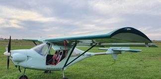 Un avion ultraușor s-a proptit în pământ, în nordul județului / Cei doi pasageri nu au pățit nimic