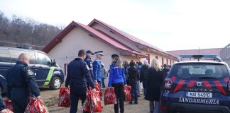 FOTO ”Jandarmii lui Moș Crăciun” au ajuns astăzi la Cîmpuri
