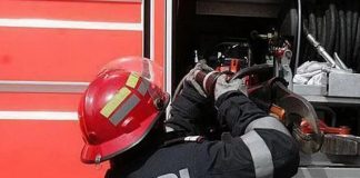 Incendiu în Cartierul Unirea. Arde o casă