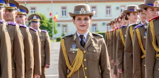 Șefă de promoție la Academia Forțelor Terestre, pregătire la Batalionul 280 Infanterie Mecanizată Focșani
