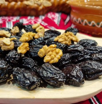 Produse specifice Vrancei, la Târgul de Crăciun din curtea Ministerului Agriculturii