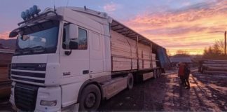 Amenzi și confiscări de lemne în urma unor controale derulate de polițiști și specialiști silvici