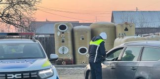 Razii ale polițiștilor în Panciu, Țifești și Movilița