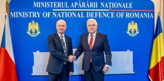 Întrevederea ministrului apărării naționale cu ambasadorul Republicii Cehe în România