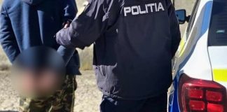 Șocant! O mamă și concubinul ei, acuzați că și-ar fi violat bebelușul de 3 luni și fetița de 1 an și 7 luni. Ei au încercat să transmită ororile pe TikTok