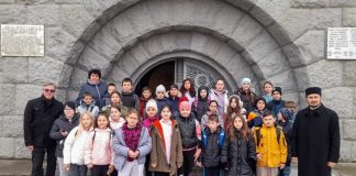 FOTO Elevi din Corbița, în vizită la Mausoleul Mărășești