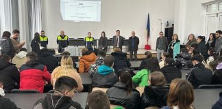 Acțiuni de informare pentru prevenirea riscurilor în rândul elevilor