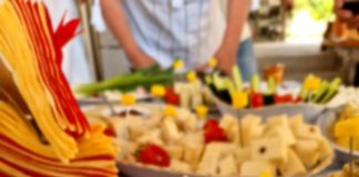 Produse tradiționale și gustoase la noul Punct Gastronomic Local ”Căprițele lui Robert”