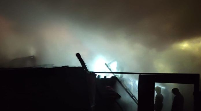 Animale carbonizate și într-un incendiu izbucnit la o gospodărie din Slobozia Ciorăști