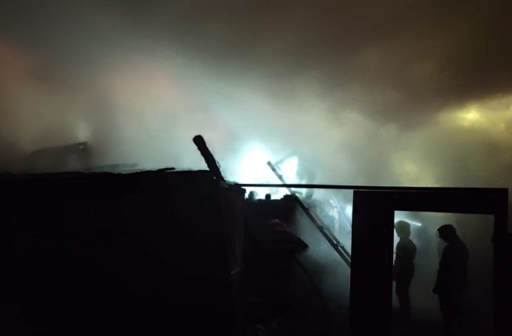 Animale carbonizate și într-un incendiu izbucnit la o gospodărie din Slobozia Ciorăști