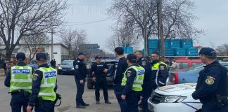 FOTO Razia polițiștilor și jandarmilor în Tâmboești și Slobozia Bradului, încheiată cu amenzi, confiscări și ridicări de documente