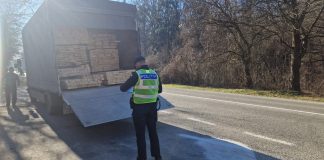 Trei comune din Vrancea, ”periate” de polițiști. Percheziții și zeci de amenzi aplicate