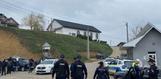 FOTO Peste 100 de polițiști și jandarmi au descins în Slobozia Bradului și Tâmboești